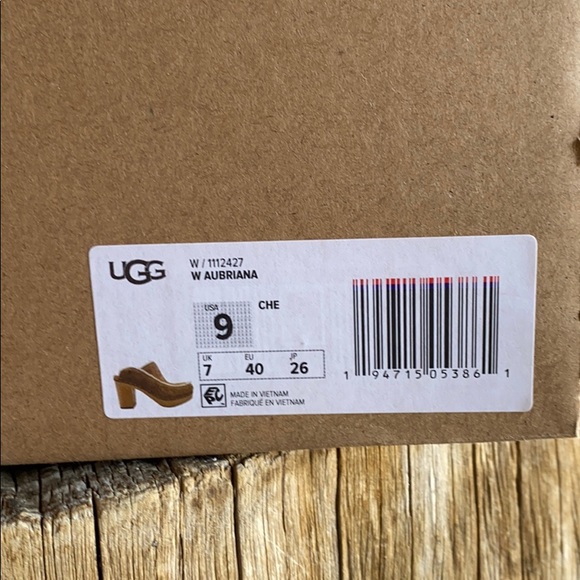 UGG AUBRIANA CLOGS - Picture 6 of 6